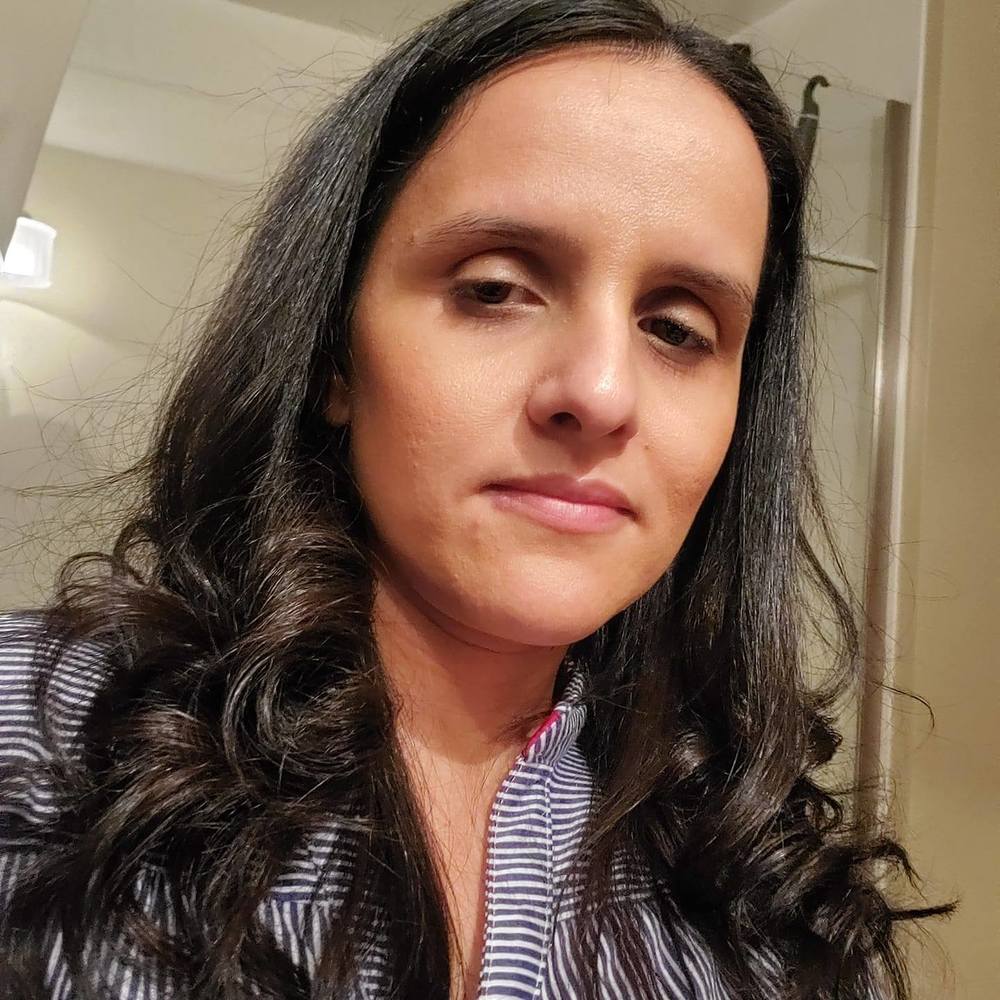 Meet your Posher, Idalia